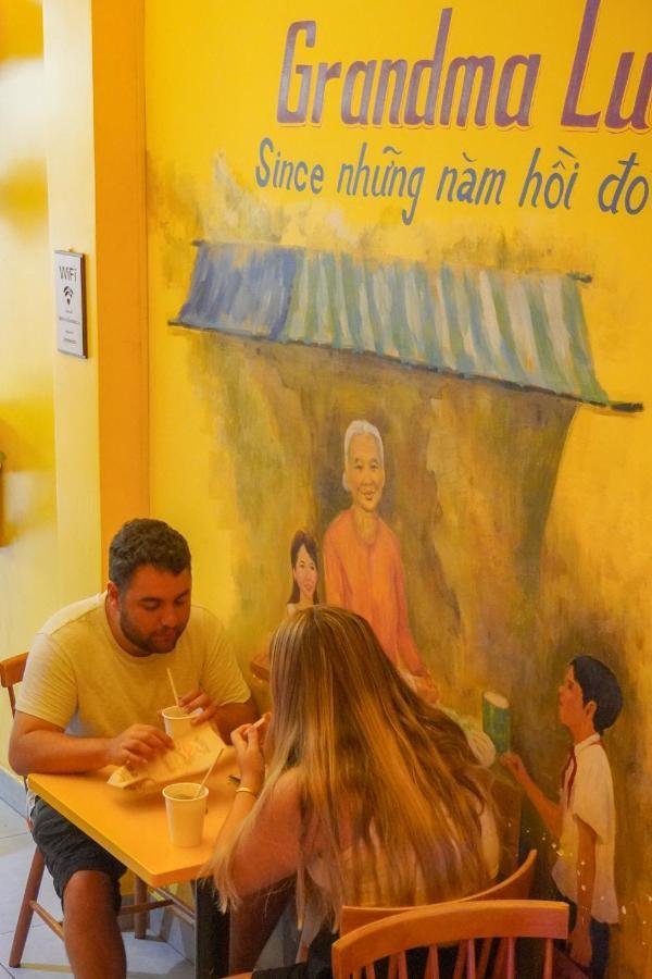 Grandma Lu'S Saigon Bui Vien Hostel Bandar Ho Chi Minh Luaran gambar